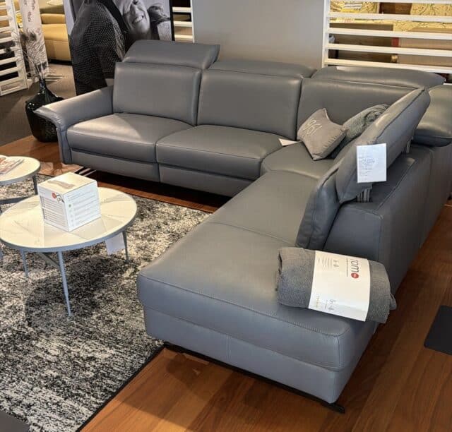 Adora Rom1961 Hoekopstelling